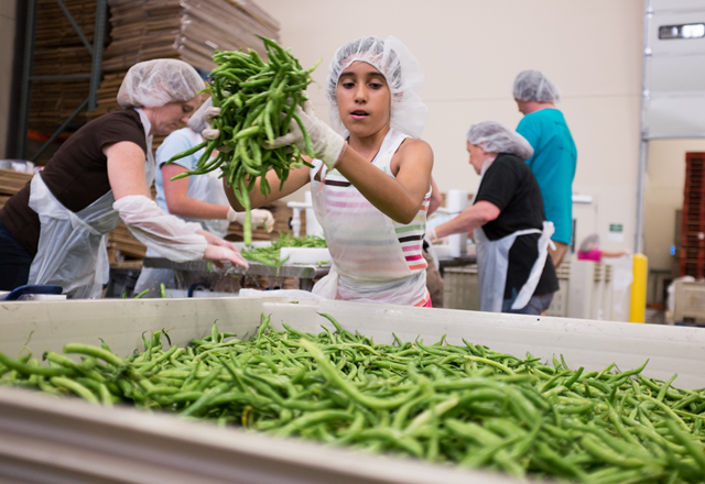 HealthChangers: Oregon Food Bank Helps Community During COVID-19 Pandemic